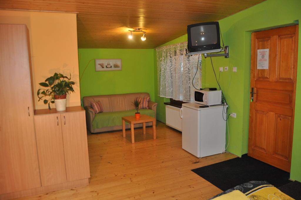 Penzion Motylek Vřesina Buitenkant foto