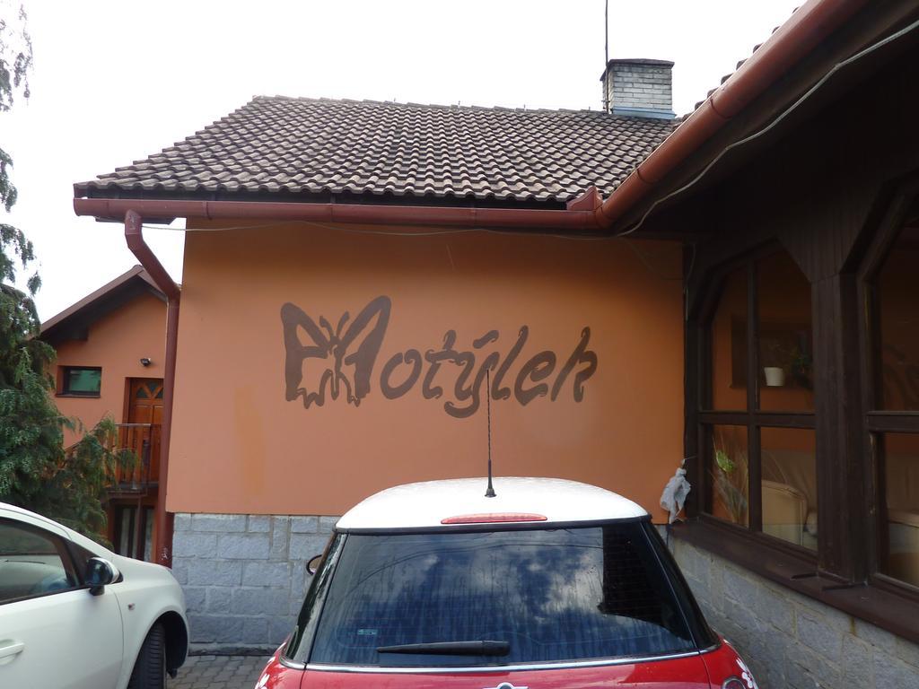 Penzion Motylek Vřesina Buitenkant foto